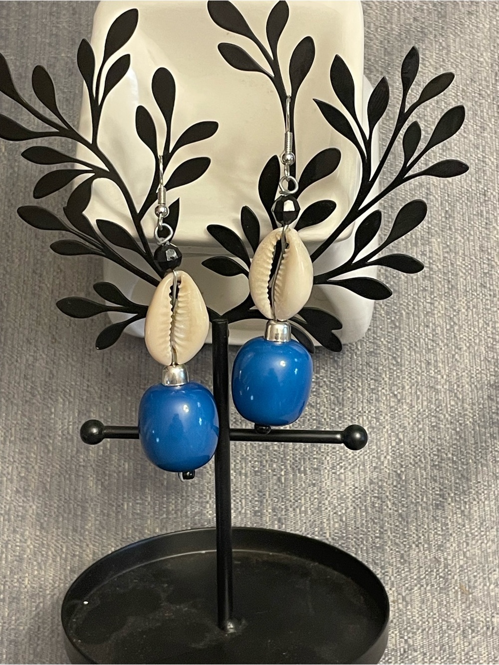 Handcrafted Bohemian Style Blue Dangle Shell Earrings